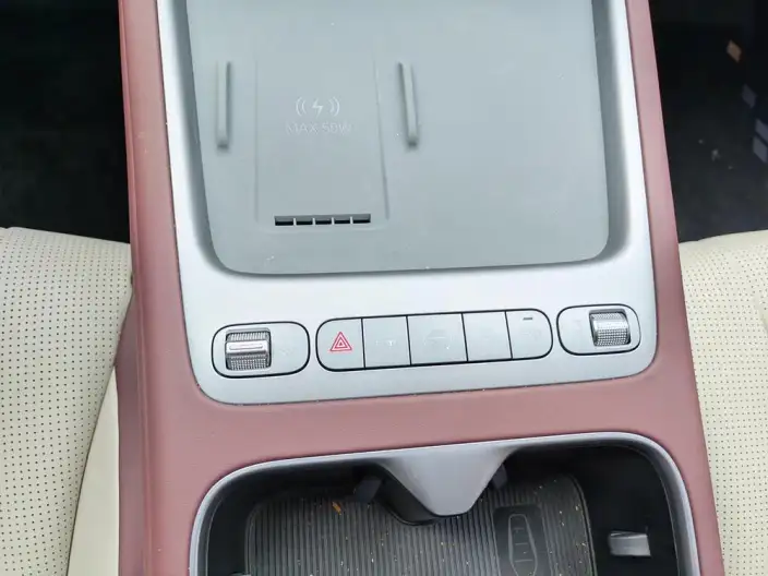BYD Seal 07DM 2026 Model DM-i 230KM Flagship Model – фото 9
