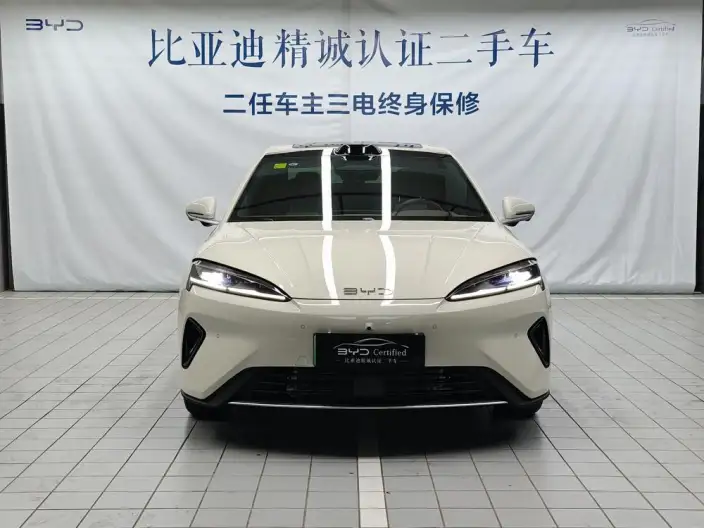 BYD Seal 07DM 2026 Model DM-i 230KM Flagship Model