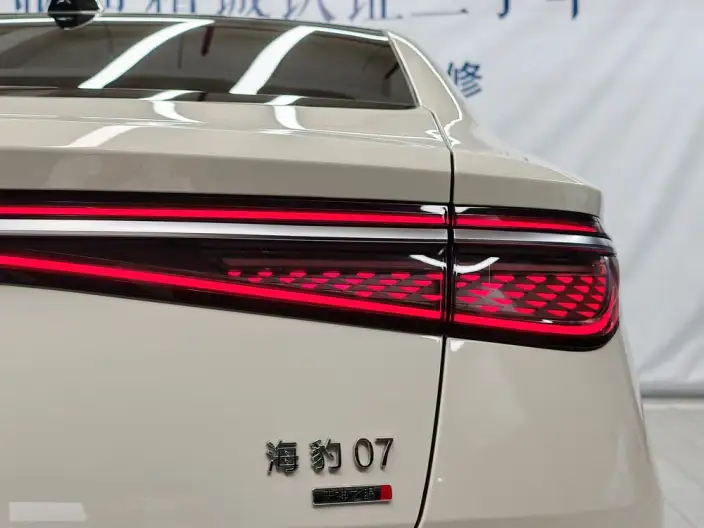 BYD Seal 07DM 2026 Model DM-i 230KM Flagship Model – фото 7