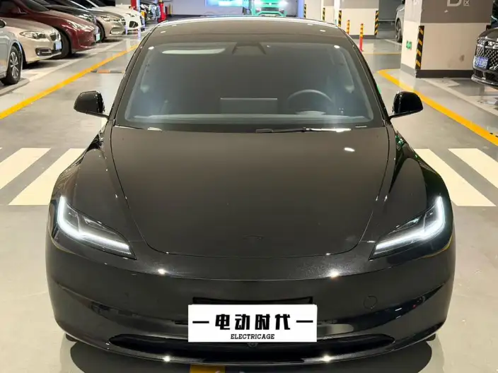 Model 3 2025 Model Facelift Long Battery Life Pro All-wheel drive version – фото 2