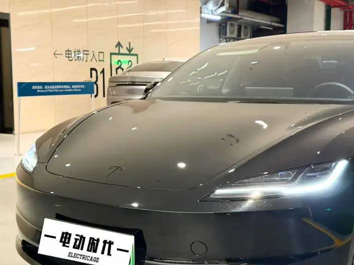 Model 3 2025 Model Facelift Long Battery Life Pro All-wheel drive version – фото 8