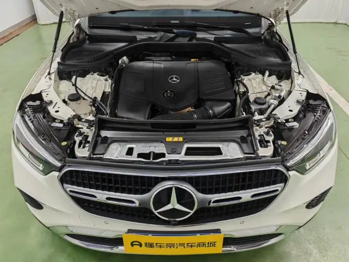 Mercedes-Benz GLC 2023 Model Facelift GLC 260 L 4MATIC Dynamic Model 5 seat – фото 10