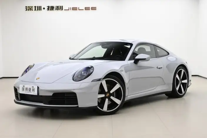 PORSCHE 911 2025 Model Carrera 3.0T – фото 1