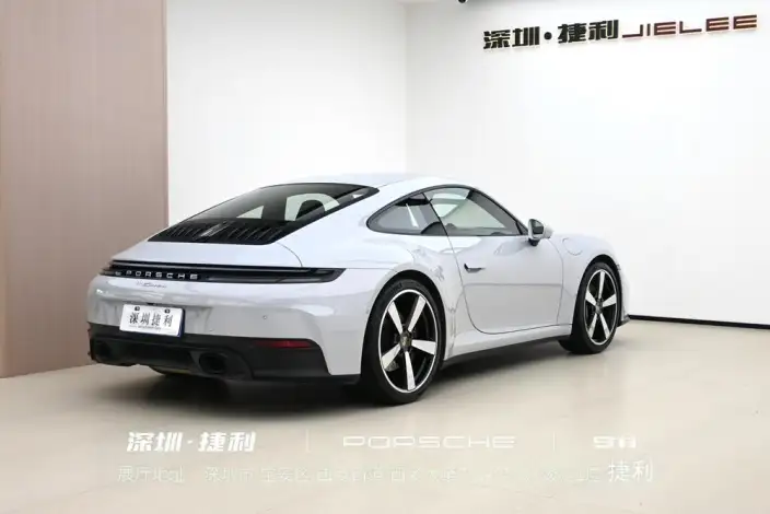 PORSCHE 911 2025 Model Carrera 3.0T – фото 4