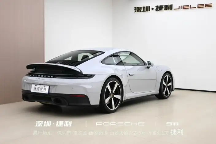 PORSCHE 911 2025 Model Carrera 3.0T – фото 7