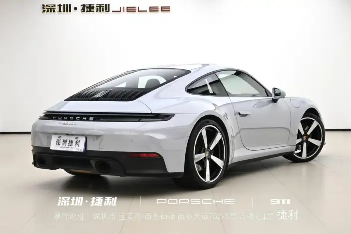 PORSCHE 911 2025 Model Carrera 3.0T – фото 8