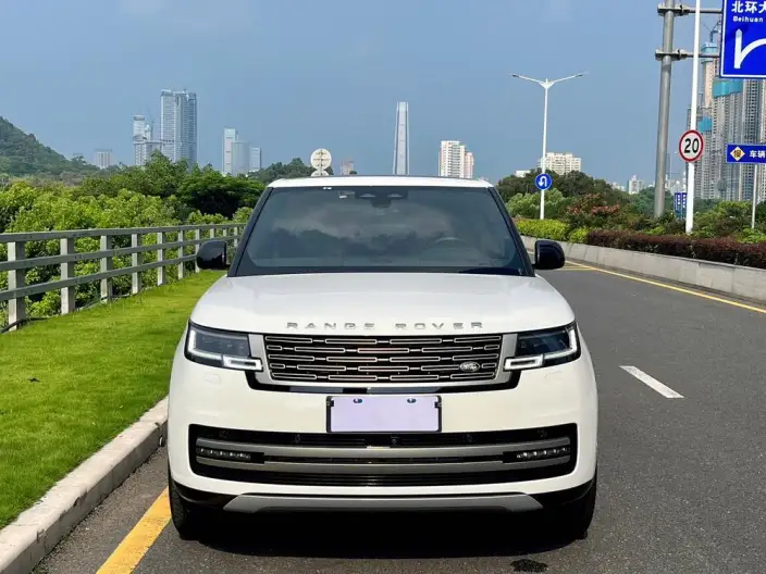 Range Rover 2023 Model 3.0 L6 400PS Shengshi VII seat Extended Edition