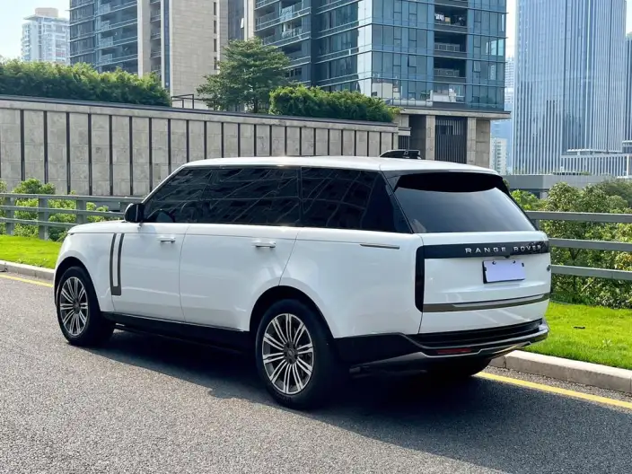 Range Rover 2023 Model 3.0 L6 400PS Shengshi VII seat Extended Edition