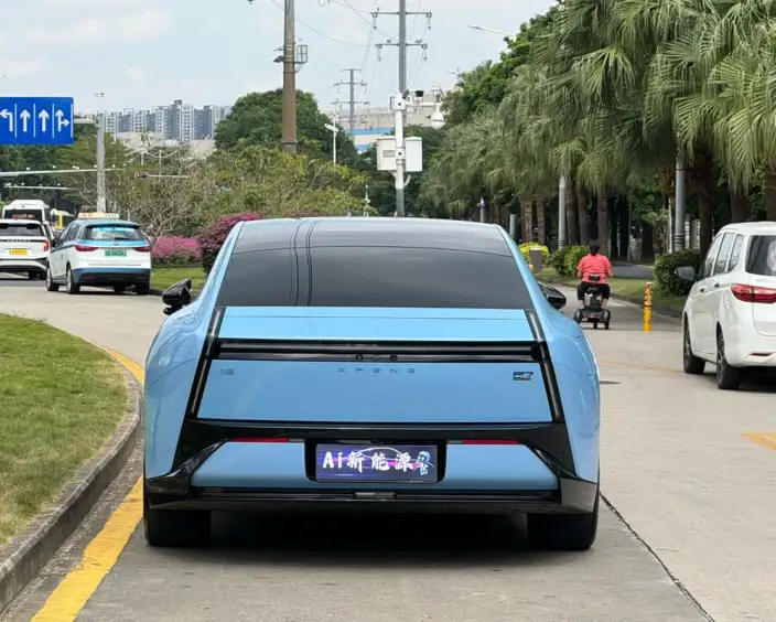 XPeng P7 2025 Model 702 Long Battery Life Pro Ultra – фото 8