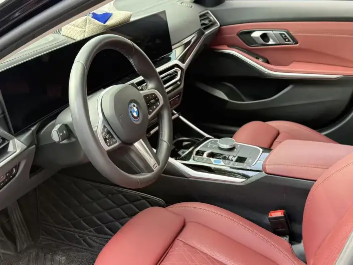 BMW i3 2025 Model eDrive35L – фото 8