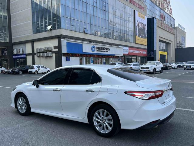 Toyota Camry 2021 2.0G Luxury – фото 4