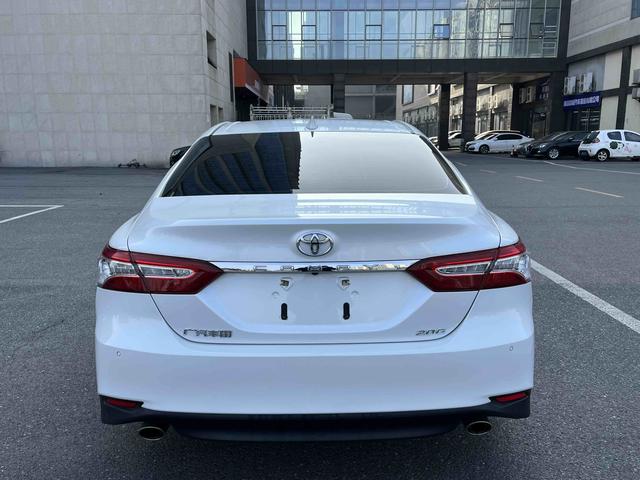 Toyota Camry 2021 2.0G Luxury – фото 5