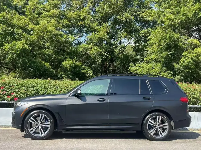 BMW X7 2022 Model 3.0T Automatic 4WD 6 seat Parallel Imported – фото 3