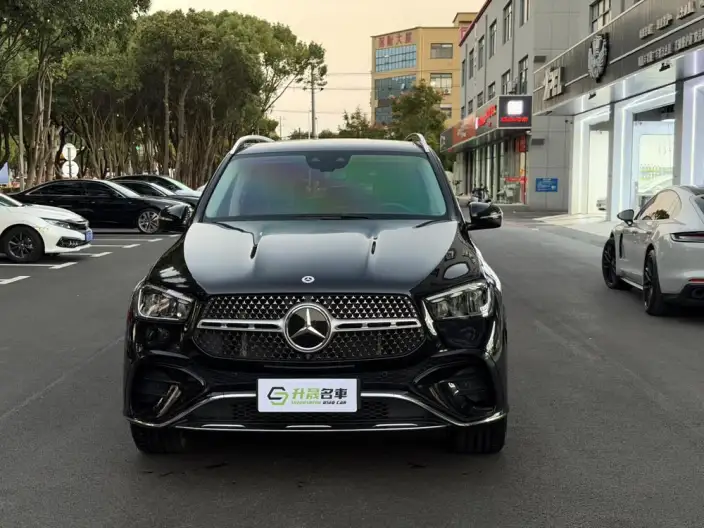 Mercedes-Benz GLE Imported 2024 Model GLE 450 4MATIC Fashion Model – фото 2