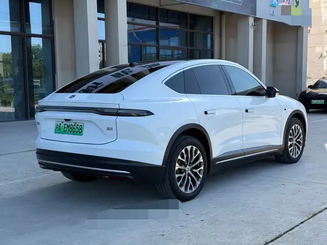 NIO EC6 2024 Model 75kWh – фото 5