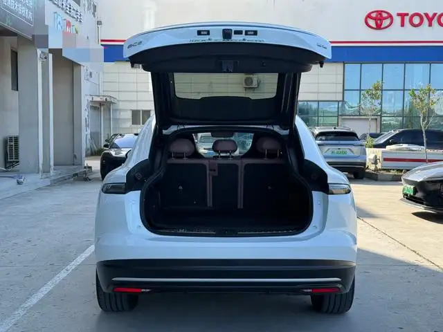 NIO EC6 2024 Model 75kWh – фото 7