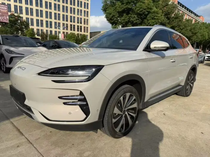 BYD Song PLUS EV 2023 Model Champion Edition 605KM Flagship PLUS – фото 1