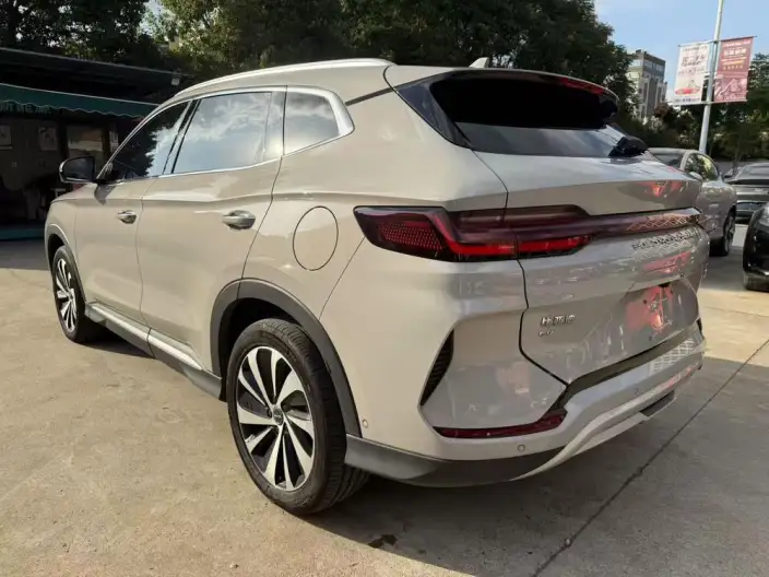 BYD Song PLUS EV 2023 Model Champion Edition 605KM Flagship PLUS – фото 4