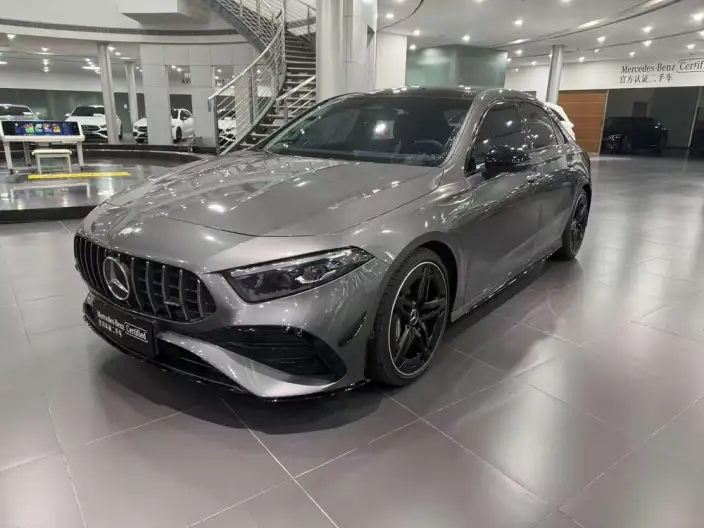 Mercedes-Benz A-Class AMG 2025 Model AMG A 35 L 4MATIC – фото 1