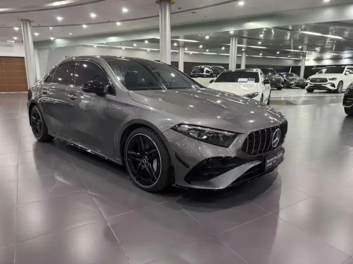Mercedes-Benz A-Class AMG 2025 Model AMG A 35 L 4MATIC – фото 3