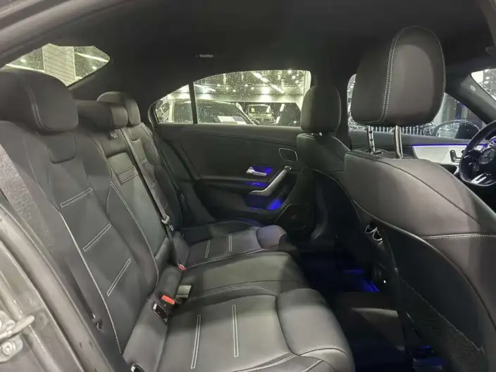 Mercedes-Benz A-Class AMG 2025 Model AMG A 35 L 4MATIC – фото 10