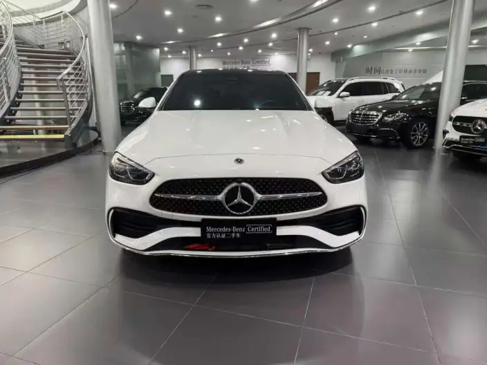 Mercedes-Benz C-Class 2023 Model Facelift C 260 L Sports Edition – фото 2