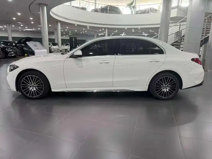 Mercedes-Benz C-Class 2023 Model Facelift C 260 L Sports Edition – фото 4