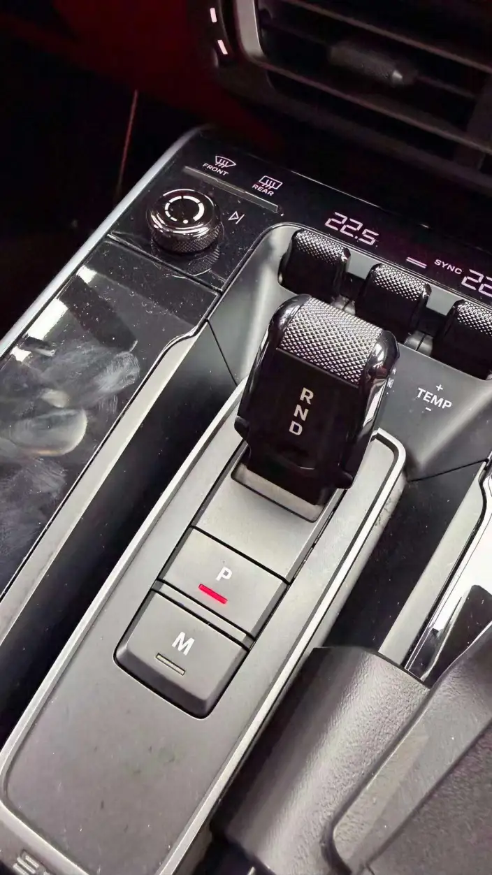 PORSCHE 911 2022 Model Turbo S 3.7T – фото 8