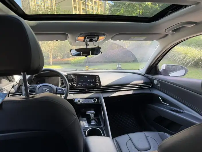 Hyundai Ioniq 2022 Model 1.5L CVT GLX Elite Edition – фото 7