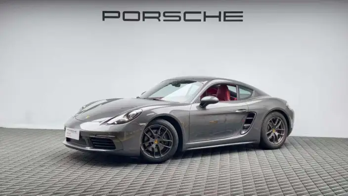 Porsche 718 2020 Model Cayman 2.0T