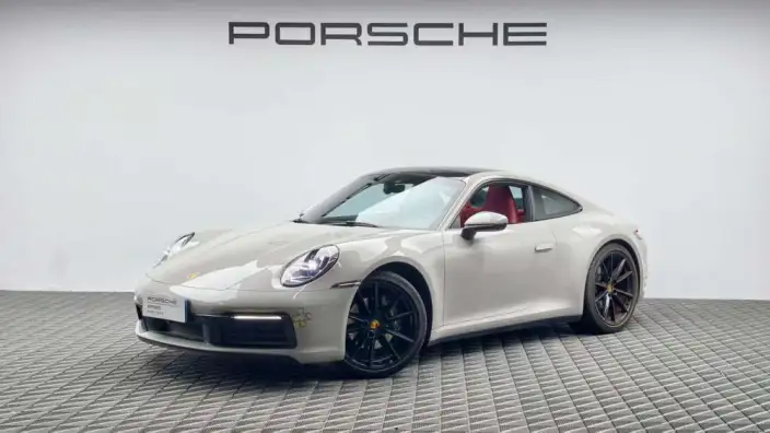 PORSCHE 911 2023 Model Carrera 3.0T
