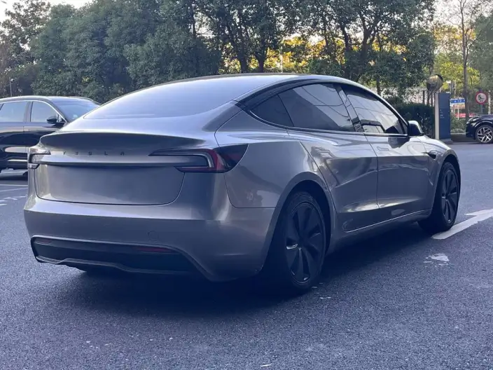 Model 3 2025 Model Rear-wheel drive version – фото 5