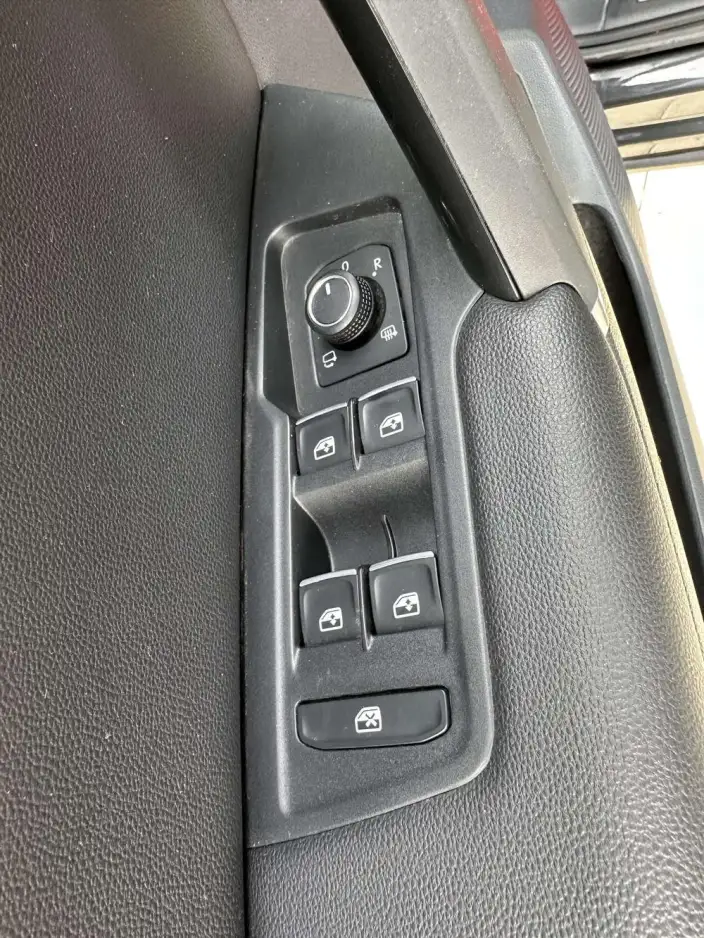 Volkswagen Tayron 2022 Model 280TSI 2WD Luxury Zhilian Edition – фото 8