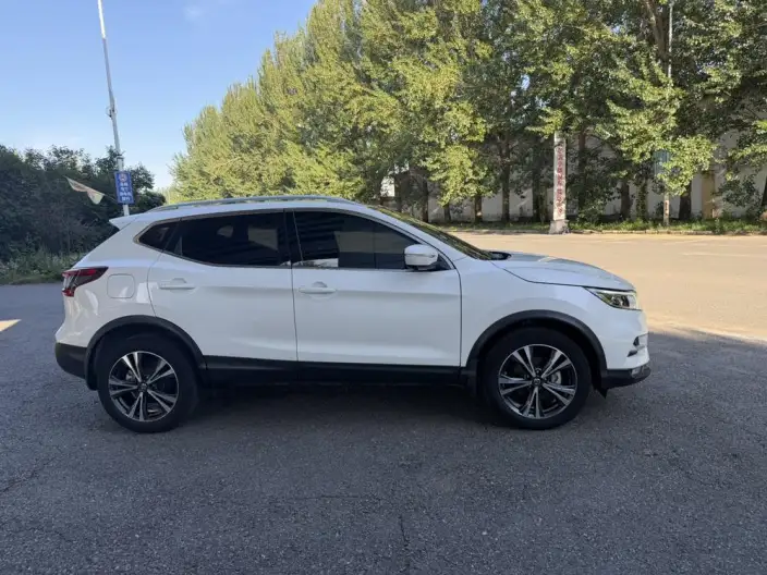 Nissan Qashqai 2022 Model 2.0L XV Prem. Deluxe Edition – фото 7