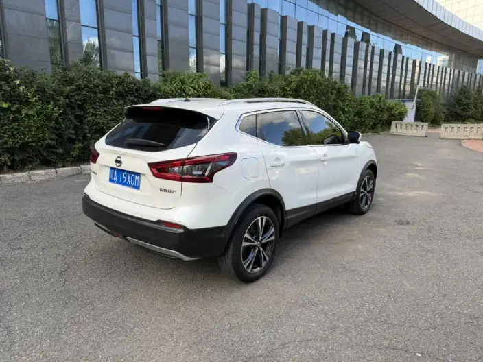Nissan Qashqai 2022 Model 2.0L XV Prem. Deluxe Edition – фото 6