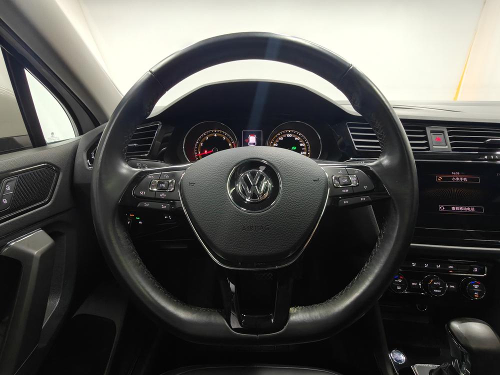 Volkswagen Tiguan L 2020 330TSI Automatic 2WD Panoramic Comfort China VI – фото 16