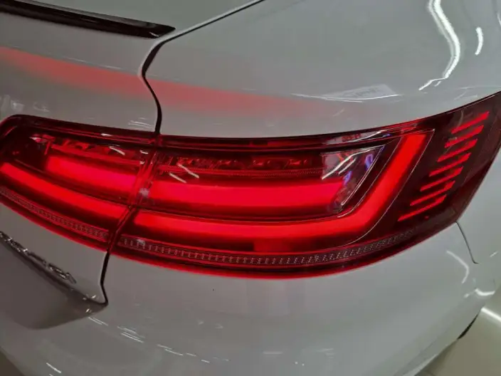 Volkswagen CC 2023 Model 380TSI Eye-catching version – фото 8