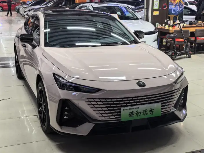 Changan UNI-V iDD 2023 Model Smart power iDD 113km Smart Fun Model Fast Edition