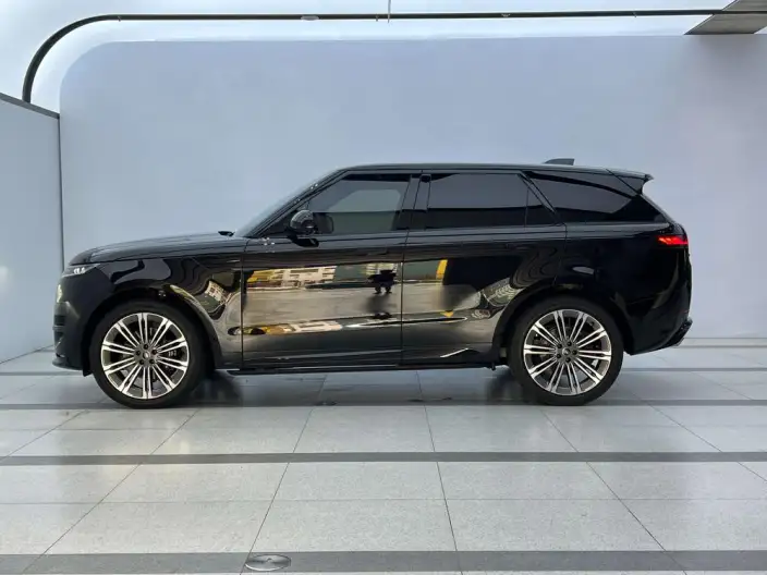 Range Rover Sport 2023 Model 3.0 L6 DYNAMIC HSE