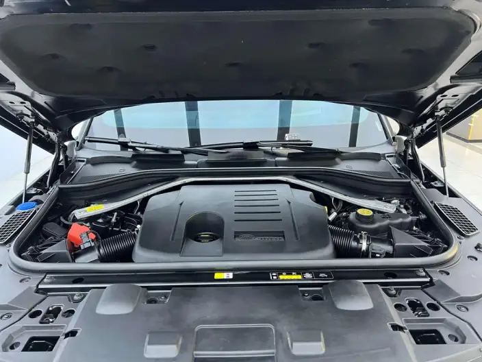 Range Rover Sport 2023 Model 3.0 L6 DYNAMIC HSE – фото 7