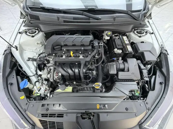 Hyundai Ioniq 2022 Model 1.5L CVT LUX Premium Edition – фото 7