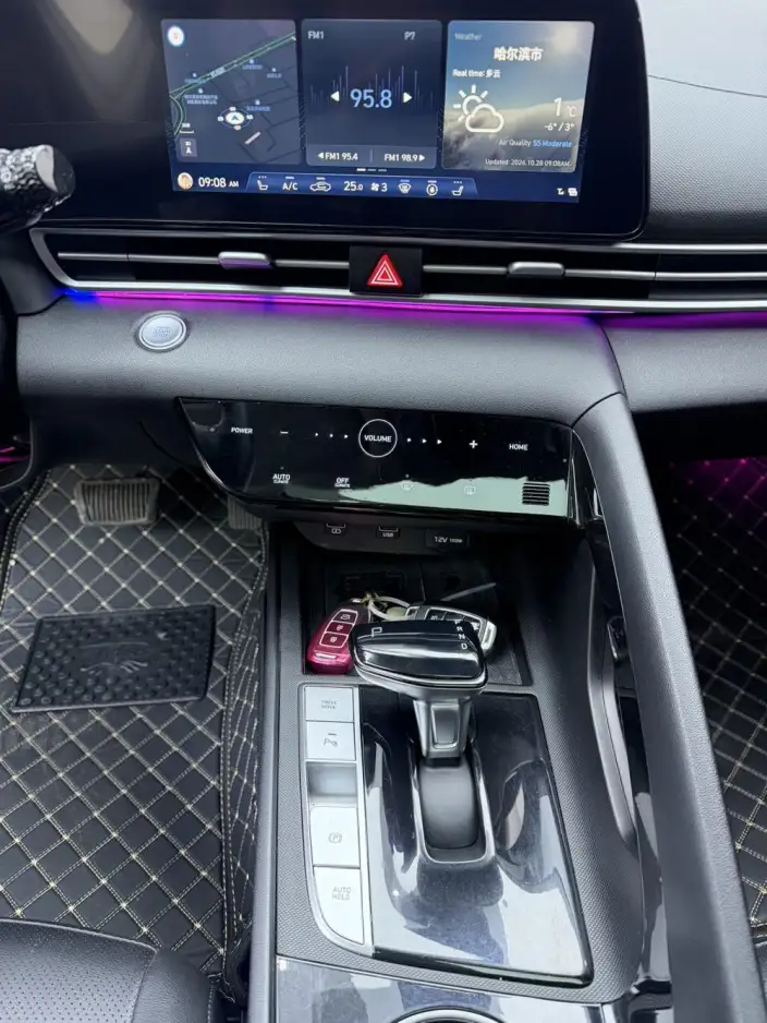 Hyundai Ioniq 2022 Model 1.5L CVT LUX Premium Edition – фото 10