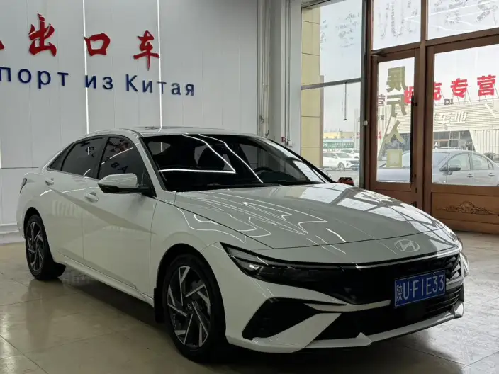 Hyundai Ioniq 2023 Model 1.5L CVT LUX Premium Edition – фото 3