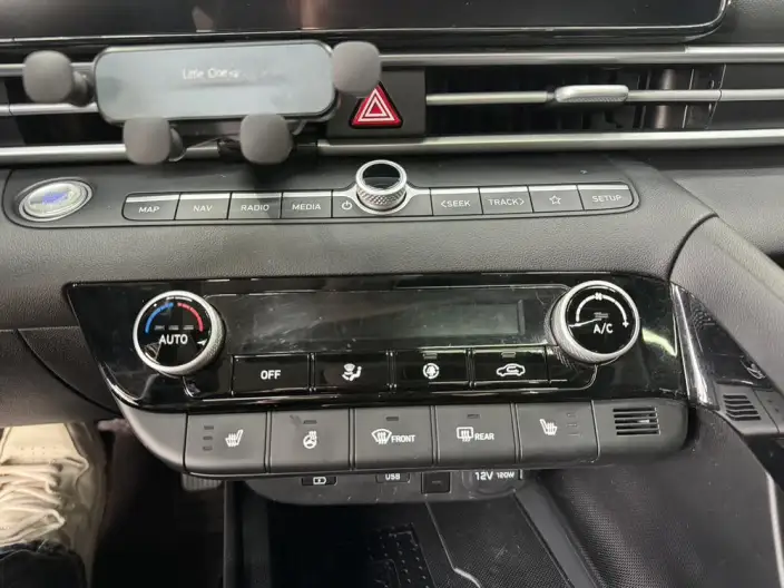 Hyundai Ioniq 2023 Model 1.5L CVT LUX Premium Edition – фото 8