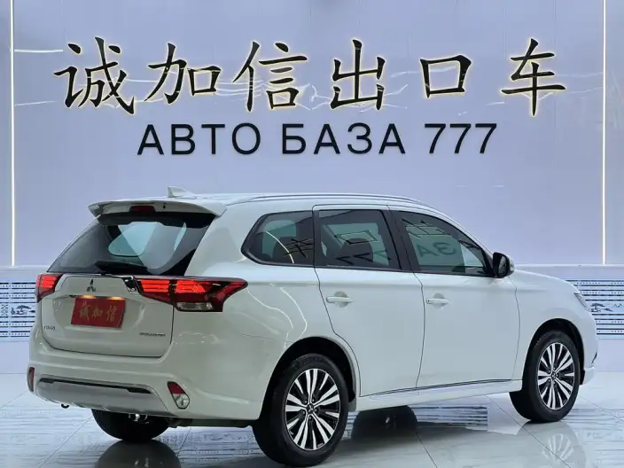 Mitsubishi Outlander 2021 Model 2.0L 2WD Changxiang Edition 5 seat – фото 6