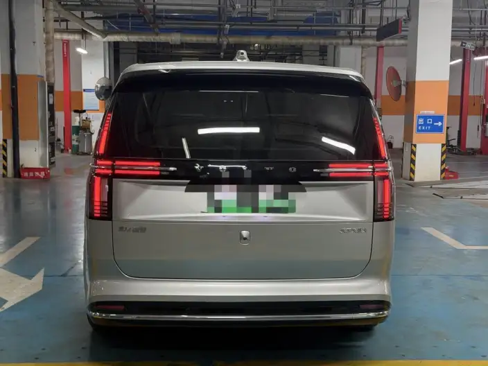 Volvo EM90 2025 Model Ultra VI seat – фото 4
