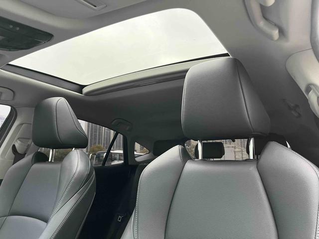 Venza 2022 2.0L CVT 2WD Luxury – фото 12