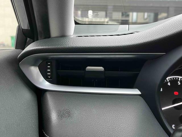 Venza 2022 2.0L CVT 2WD Luxury – фото 15