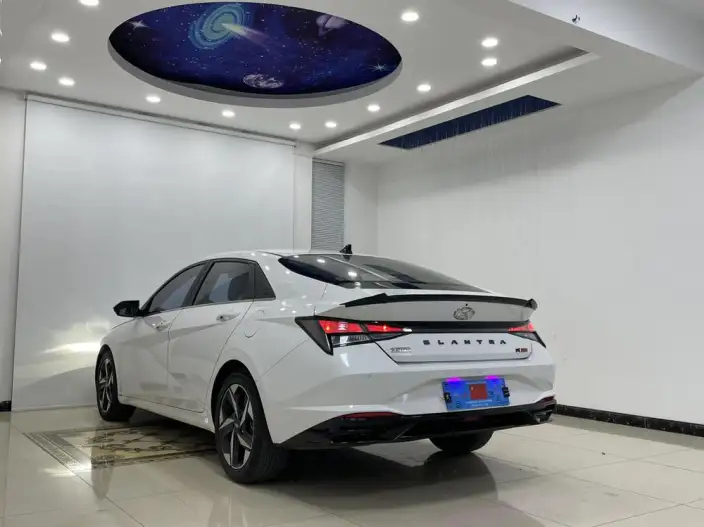 Hyundai Ioniq 2022 Model 1.5L CVT GLX Elite Edition – фото 4