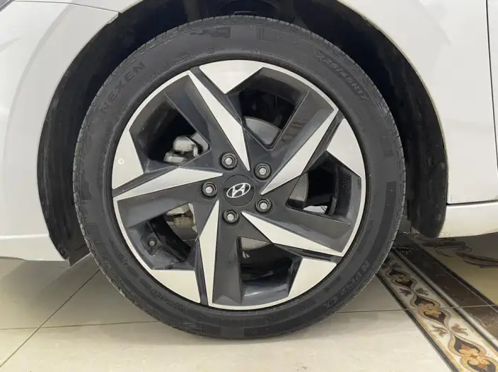 Hyundai Ioniq 2022 Model 1.5L CVT GLX Elite Edition – фото 9